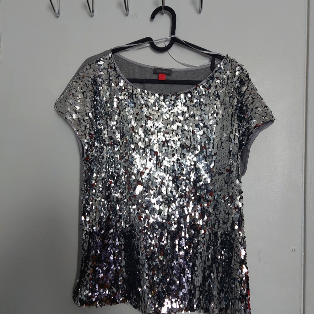 Stunning blouse _Vince Camuto